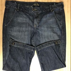 Women’s “The Diva” Capri Jeans